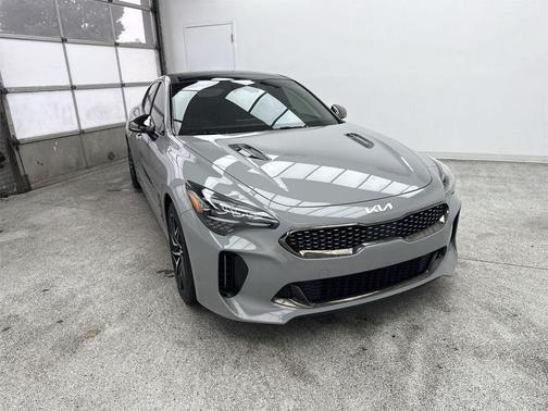 2022 Kia Stinger GT-Line