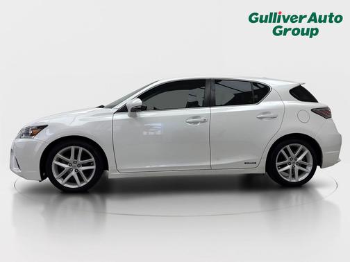 Eminent White Pearl 2016 Lexus CT 200h Base