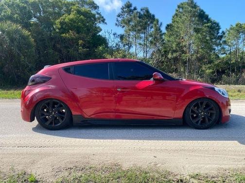 Boston Red Metallic 2016 Hyundai Veloster Base