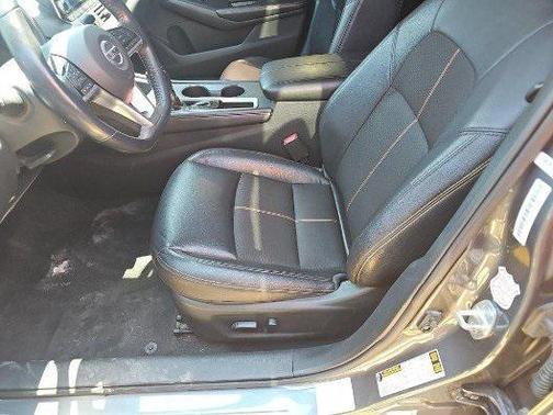 2021 Nissan Altima SR FWD