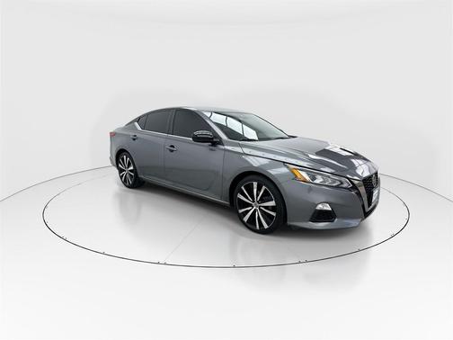 2021 Nissan Altima SR FWD