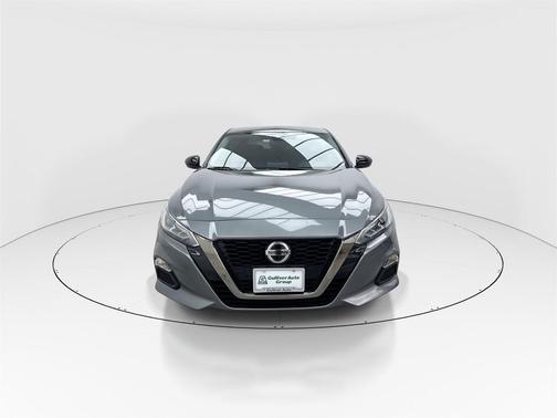 2021 Nissan Altima SR FWD