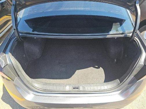 2021 Nissan Altima SR FWD