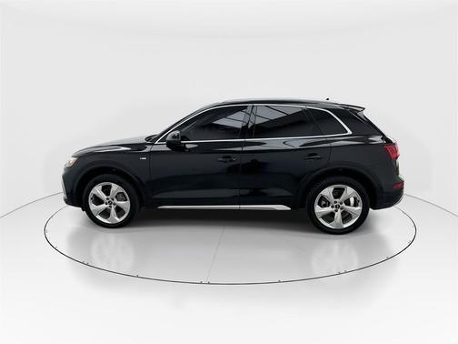 2022 Audi Q5 45 S line Premium Plus