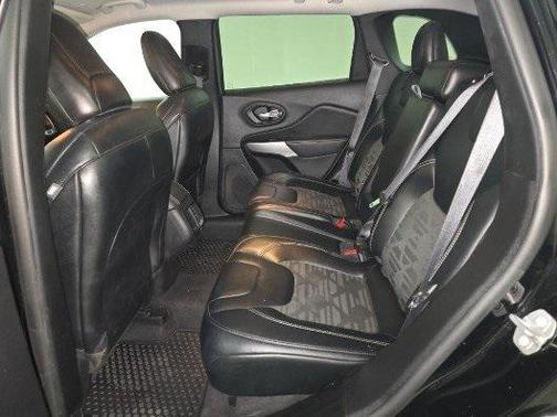 2022 Jeep Cherokee X 4x4