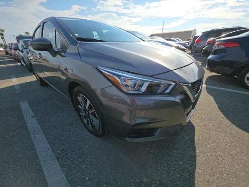 Gun Metallic 2021 Nissan Versa 1.6 SV
