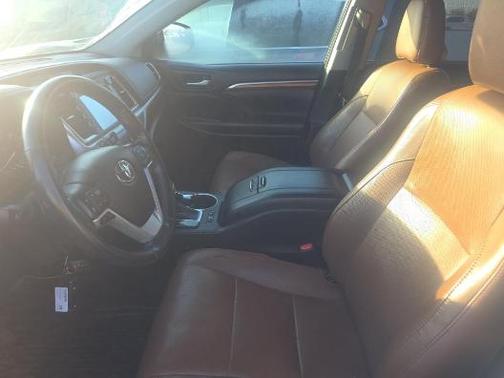 Blizzard Pearl 2018 Toyota Highlander Limited Platinum