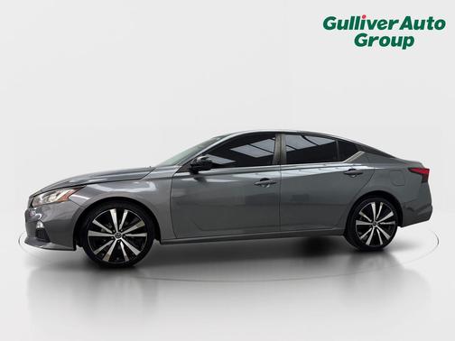 Gun Metallic 2022 Nissan Altima SR FWD