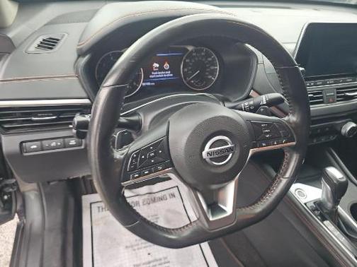 Gun Metallic 2022 Nissan Altima SR FWD
