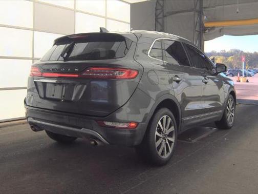 Magnetic Gray Metallic 2019 Lincoln MKC Reserve
