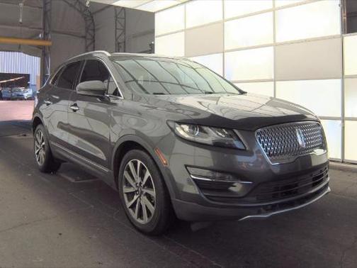 Magnetic Gray Metallic 2019 Lincoln MKC Reserve