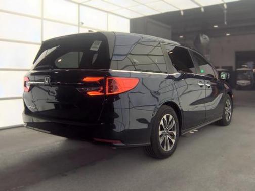 Obsidian Blue Pearl 2021 Honda Odyssey EX-L