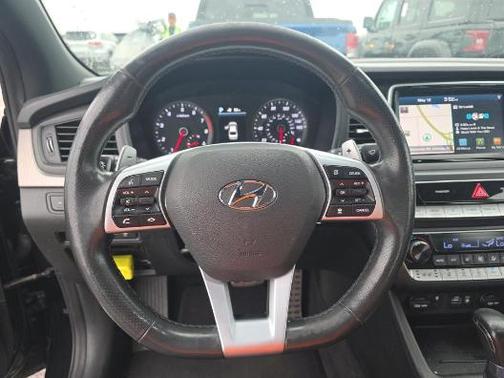 Phantom Black 2019 Hyundai SONATA Limited 2.0T