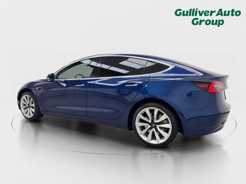 Deep Blue Metallic 2018 Tesla Model 3 Long Range
