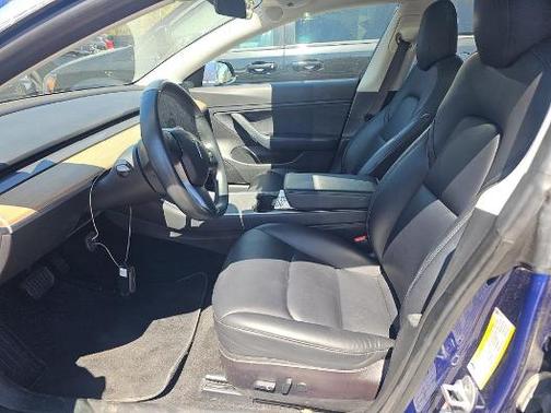 Deep Blue Metallic 2018 Tesla Model 3 Long Range