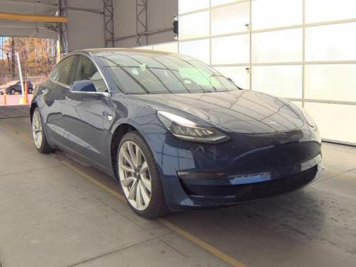 Deep Blue Metallic 2018 Tesla Model 3 Long Range