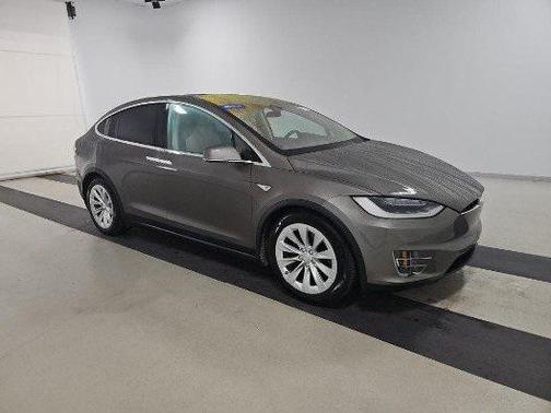 2016 Tesla Model X 90D