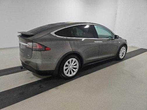 2016 Tesla Model X 90D