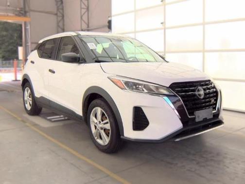 Fresh Powder 2023 Nissan Kicks S