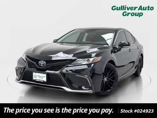 Midnight Black Metallic 2022 Toyota Camry XSE