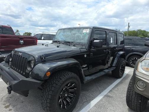 Black Clearcoat 2014 Jeep Wrangler Unlimited Sahara
