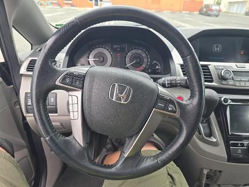 Modern Steel Metallic 2016 Honda Odyssey EX-L