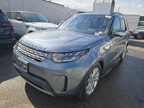 Byron Blue Metallic 2020 Land Rover Discovery HSE