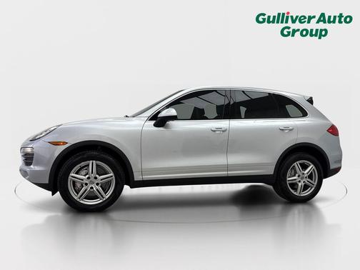 Classic Silver Metallic 2014 Porsche Cayenne Cayenne