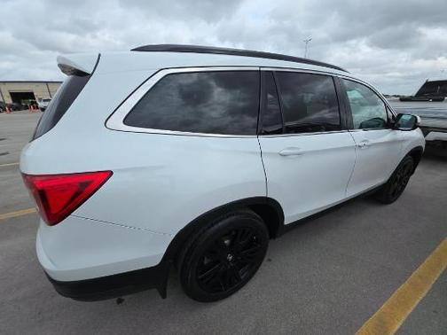 Platinum White Pearl 2021 Honda Pilot AWD Special Edition