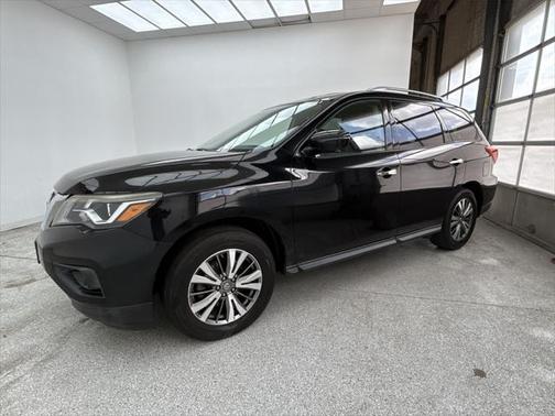 2018 Nissan Pathfinder SL