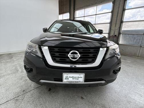 2018 Nissan Pathfinder SL