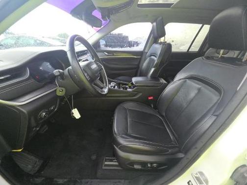 Bright White Clearcoat 2022 Jeep Grand Cherokee Limited