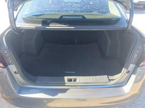 2020 Nissan Versa 1.6 S