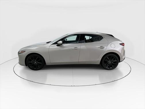 2022 Mazda Mazda3 FWD w/Premium Package