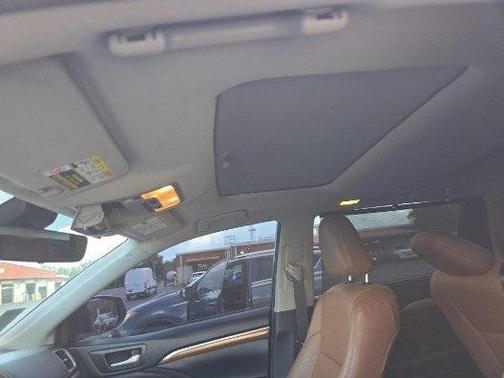 2017 Toyota Highlander Limited