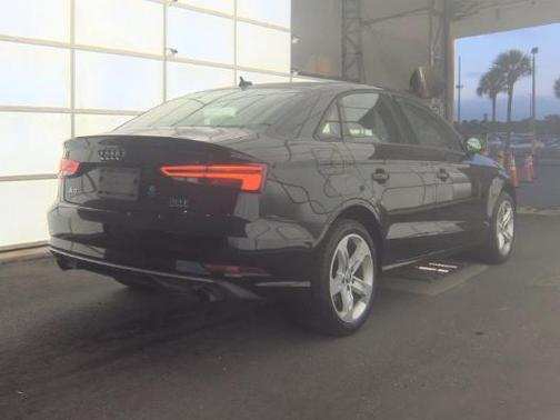 Mythos Black Metallic/Black Roof 2017 Audi A3 2.0T Premium