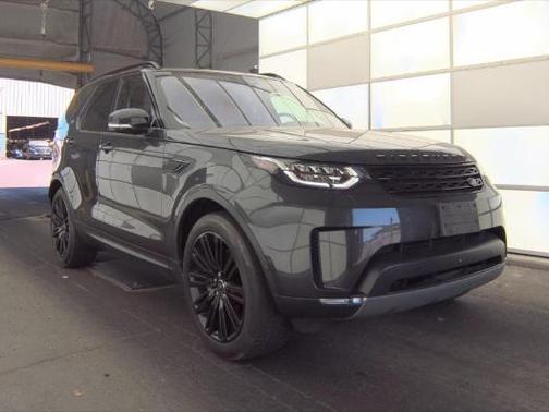 Farallon Black Premium Metallic 2019 Land Rover Discovery HSE