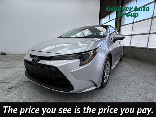 2025 Toyota Corolla LE
