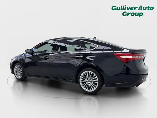 Midnight Black Metallic 2016 Toyota Avalon Limited
