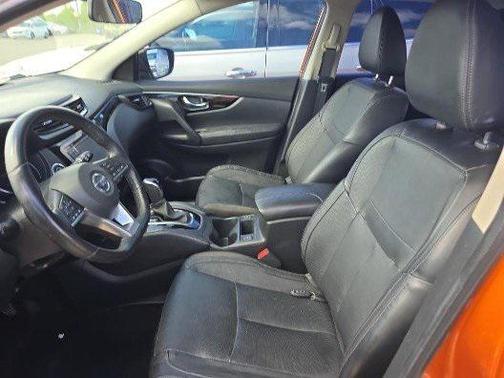 2017 Nissan Rogue Sport SL
