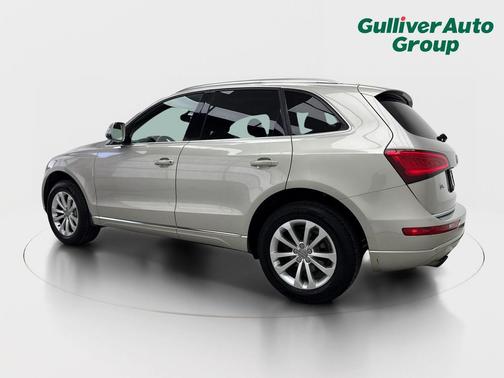 Cuvee Silver Metallic 2016 Audi Q5 2.0T Premium Plus