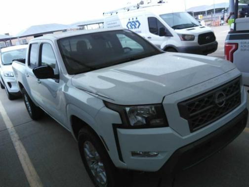 Glacier White 2022 Nissan Frontier SV