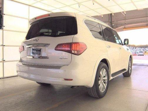 2015 INFINITI QX80 Base
