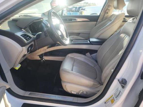 2017 Lincoln MKZ Premiere