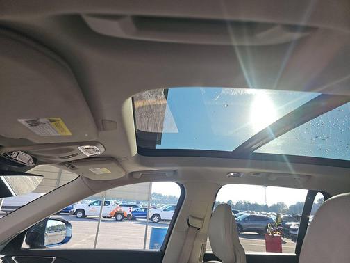 Denim Blue Metallic 2020 Volvo XC90 T5 Momentum