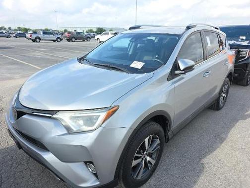 Silver Sky Metallic 2018 Toyota RAV4 XLE