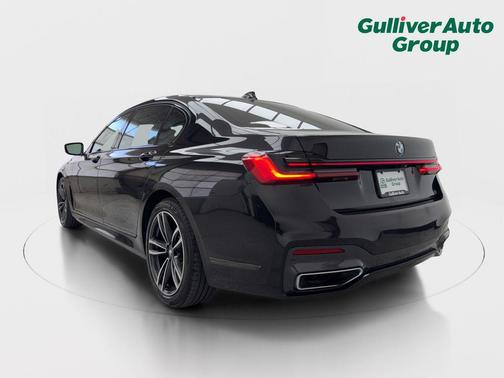 Black Sapphire Metallic 2020 BMW 740 xDrive