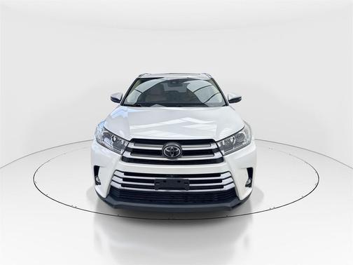 2019 Toyota Highlander Limited Platinum