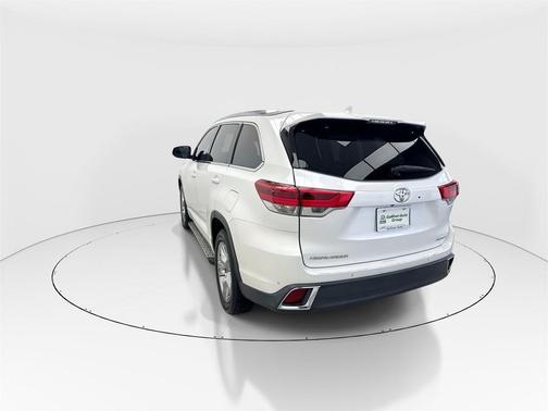 2019 Toyota Highlander Limited Platinum