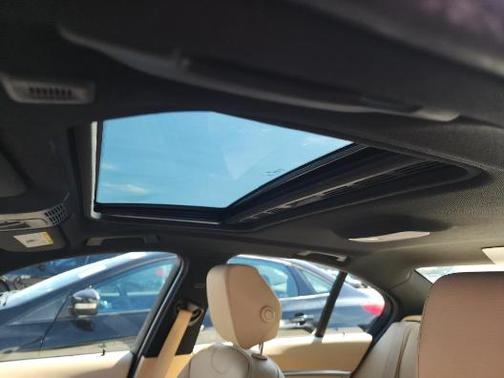 Alpine White 2016 BMW 328 328i